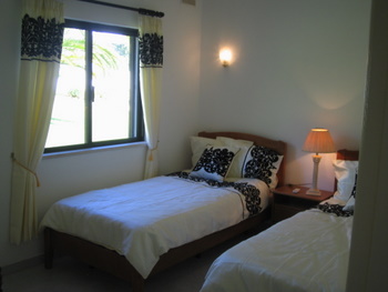 twin_bedroom twin_bedroom