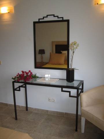Master Bedroom-Vanity unit Master Bedroom-Vanity unit